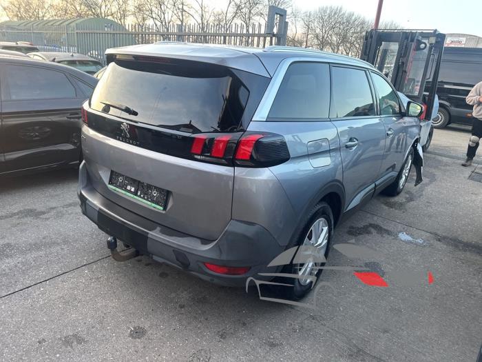 Peugeot 5008 II 1.6 BlueHDi 115 Sloopvoertuig (2017, Grijs)