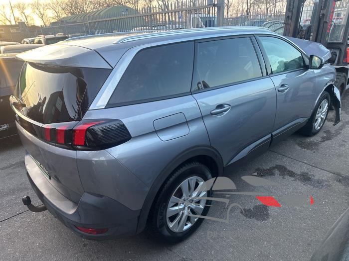 Peugeot 5008 II 1.6 BlueHDi 115 Sloopvoertuig (2017, Grijs)