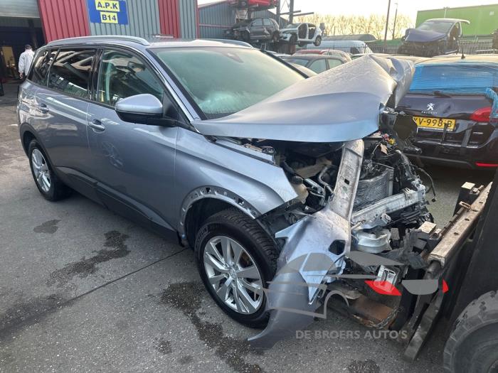 Peugeot 5008 II 1.6 BlueHDi 115 Sloopvoertuig (2017, Grijs)