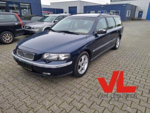 Volvo V70 2.4 D5 20V  (Schade)