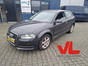 Audi A3 1.6  (Schade)