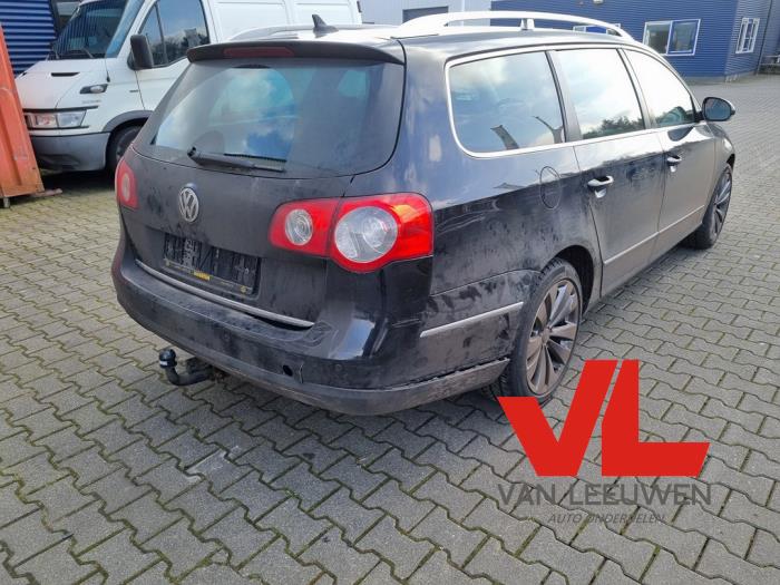 Volkswagen Passat Variant 2.0 TDI 16V 140 Sloopvoertuig (2007, Zwart)