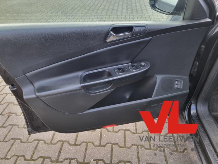 Volkswagen Passat Variant 2.0 TDI 16V 140 Sloopvoertuig (2007, Zwart)