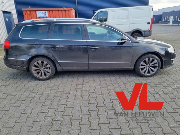 Volkswagen Passat Variant 2.0 TDI 16V 140 Sloopvoertuig (2007, Zwart)