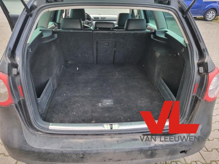 Volkswagen Passat Variant 2.0 TDI 16V 140 Sloopvoertuig (2007, Zwart)