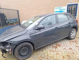 Volkswagen Polo VI 1.6 TDI 16V 80  (Sloop)