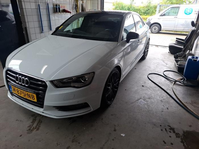 Audi A3 Limousine 2.0 TDI 16V Sloopvoertuig (2014, Wit)
