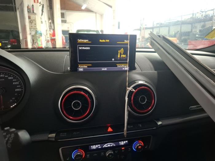 Audi A3 Limousine 2.0 TDI 16V Sloopvoertuig (2014, Wit)