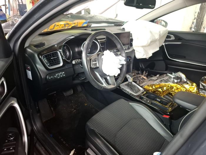 Kia Xceed 1.6 GDI PHEV Sloopvoertuig (2021, Grijs)