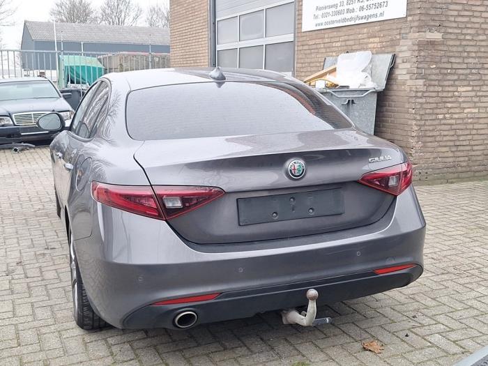 Alfa Romeo Giulia 2.2d 150 16V Sloopvoertuig (2018)
