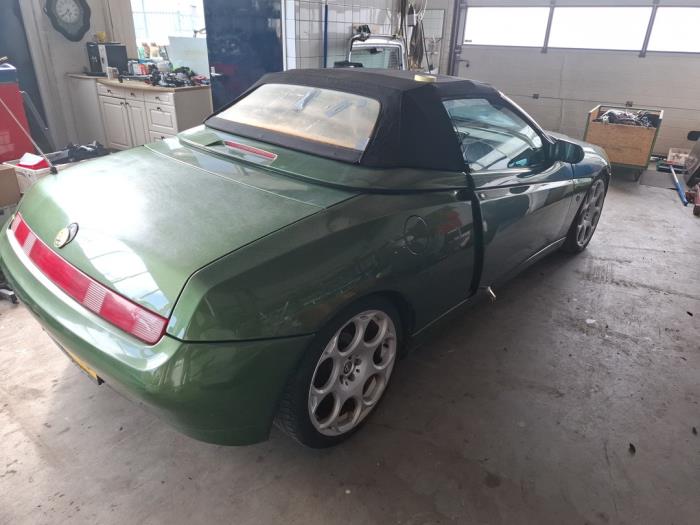 Alfa Romeo Spider 2.0 16V Twin Spark Sloopvoertuig (1995, Groen)