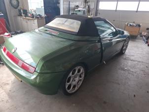 Alfa Romeo Spider 2.0 16V Twin Spark Sloopvoertuig (1995, Groen)