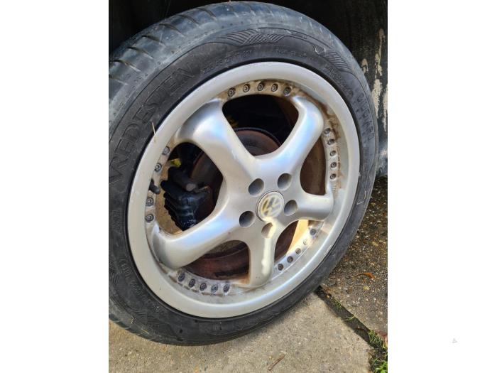 Volkswagen New Beetle 1.8 20V Turbo Sloopvoertuig (2000, Zwart)