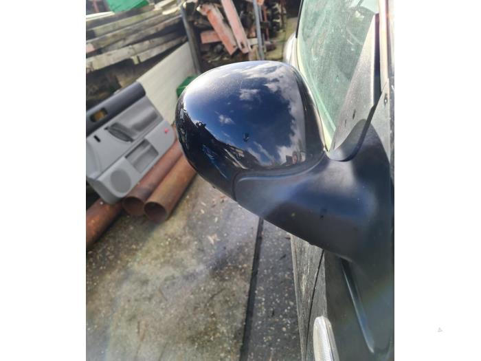 Volkswagen New Beetle 1.8 20V Turbo Sloopvoertuig (2000, Zwart)