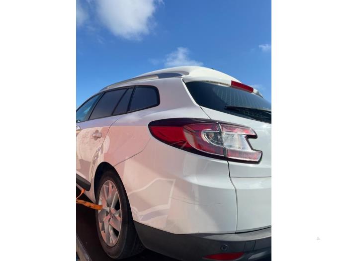 Renault Megane III Grandtour 1.5 dCi 110 Sloopvoertuig (2012, Wit)