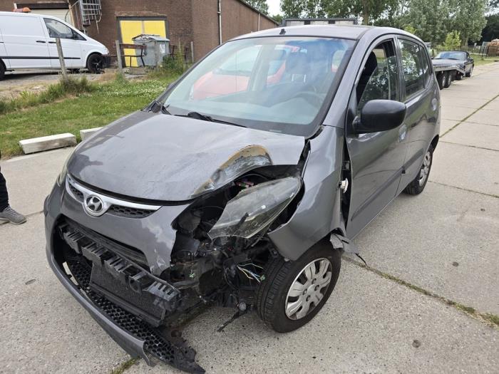 Hyundai i10 1.1i 12V Sloopvoertuig (2010, Grijs)