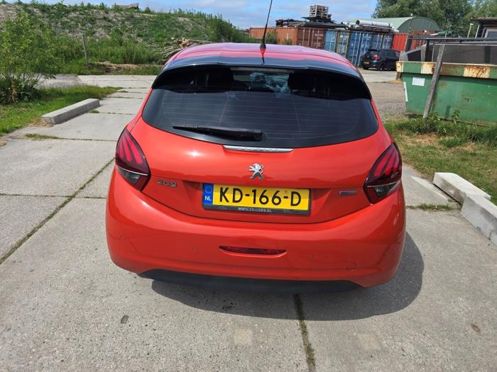 Peugeot 208 I 1.2 Vti 12V PureTech 82 Sloopvoertuig (2016, Oranje)