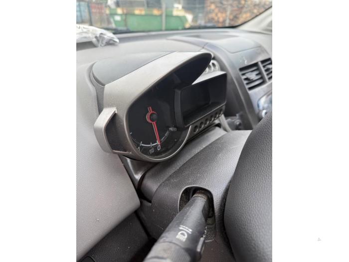 Chevrolet Aveo 1.3 D 16V Sloopvoertuig (2012, Grijs)