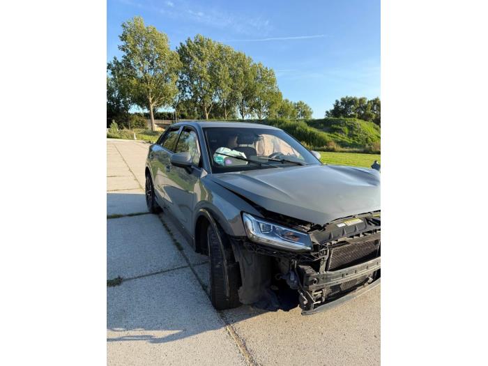 Audi Q2 1.4 TFSI 16V Sloopvoertuig (2017, Grijs)