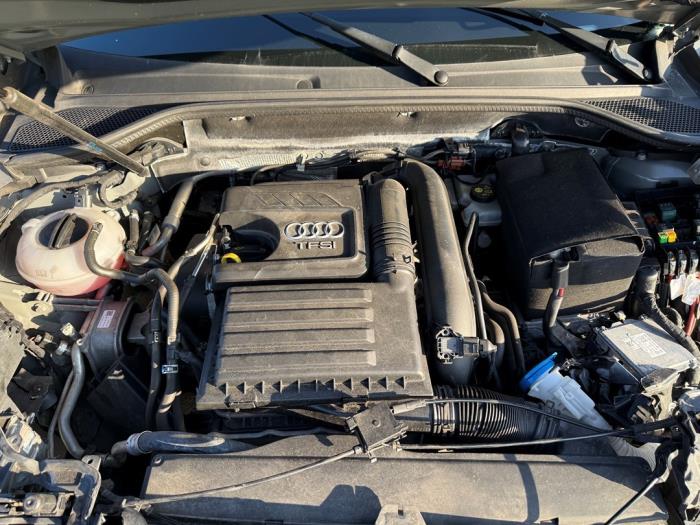 Audi Q2 1.4 TFSI 16V Sloopvoertuig (2017, Grijs)