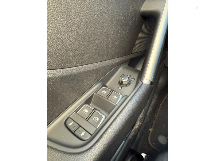 Audi Q2 1.4 TFSI 16V Sloopvoertuig (2017, Grijs)