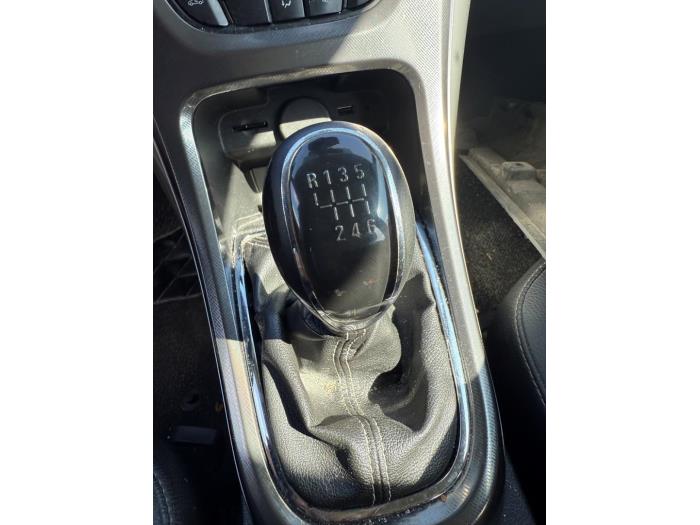 Opel Astra J 1.4 Turbo 16V Sloopvoertuig (2011, Zwart)