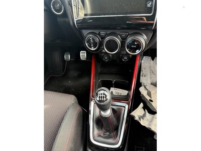 Suzuki Swift 1.4 Booster Jet Sport Turbo 16V Sloopvoertuig (2019, Zwart)