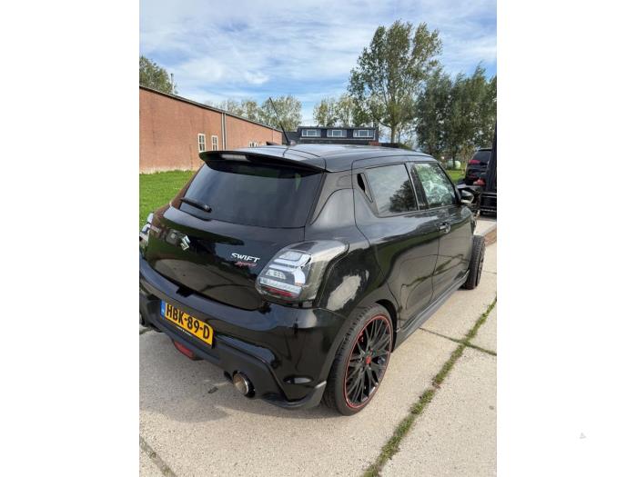 Suzuki Swift 1.4 Booster Jet Sport Turbo 16V Sloopvoertuig (2019, Zwart)