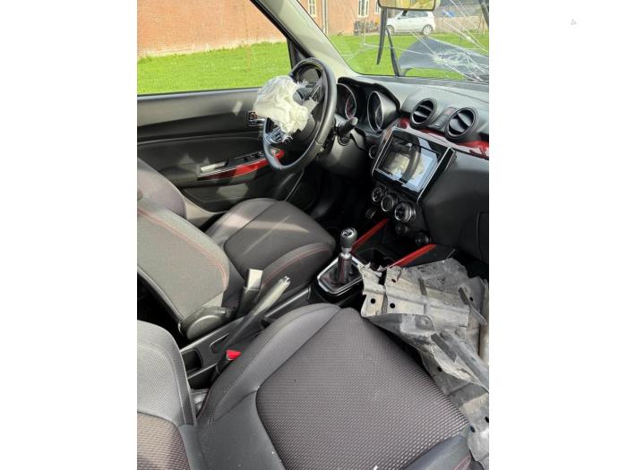 Suzuki Swift 1.4 Booster Jet Sport Turbo 16V Sloopvoertuig (2019, Zwart)