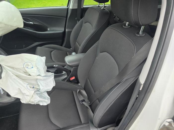 Hyundai i30 1.0 T-GDI 12V Sloopvoertuig (2018, Wit)