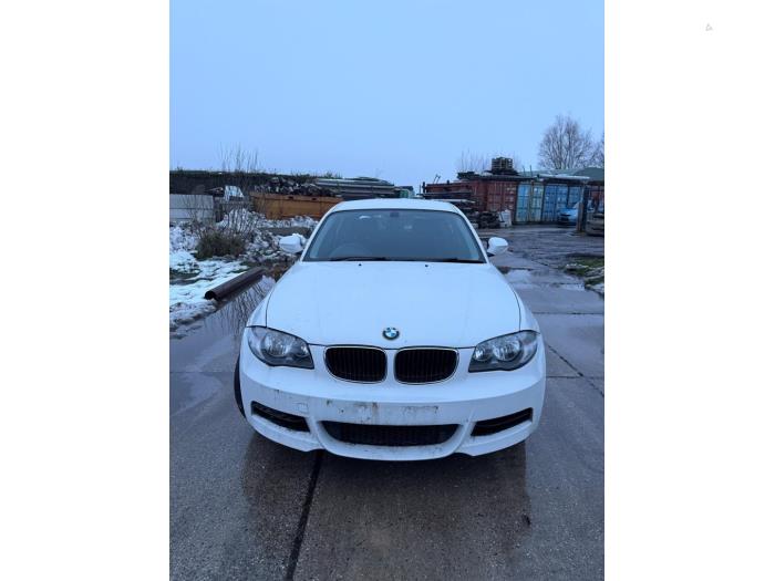 BMW 1 serie 116d 16V Sloopvoertuig (2010, Wit)