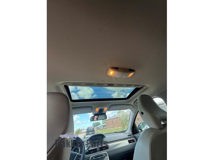 Volvo V70 1.6 T4 16V Sloopvoertuig (2011, Zwart)