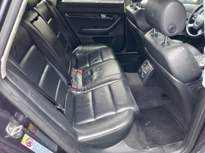 Audi A6 3.0 TDI V6 24V Quattro Sloopvoertuig (2004, Metallic, Grijs)