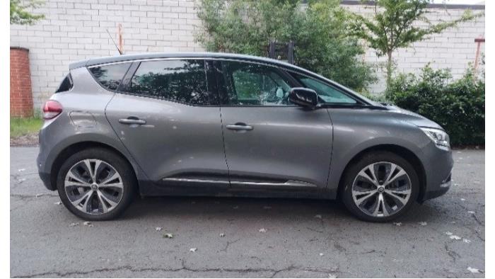 Renault Scénic IV 1.2 TCE 130 16V Sloopvoertuig (2025, Antraciet)