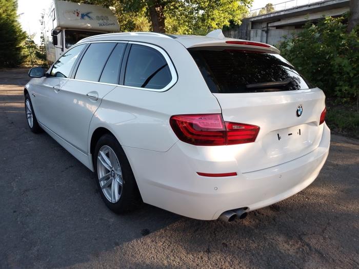BMW 5 serie Touring 525d 16V Sloopvoertuig (2015, Wit)