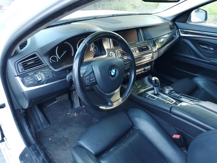 BMW 5 serie Touring 525d 16V Sloopvoertuig (2015, Wit)