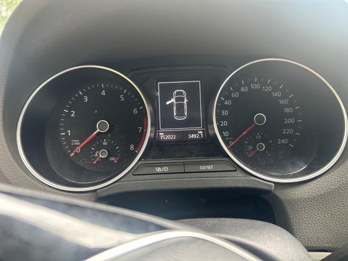 Volkswagen Polo V 1.0 12V BlueMotion Technology Sloopvoertuig (2014, Wit)