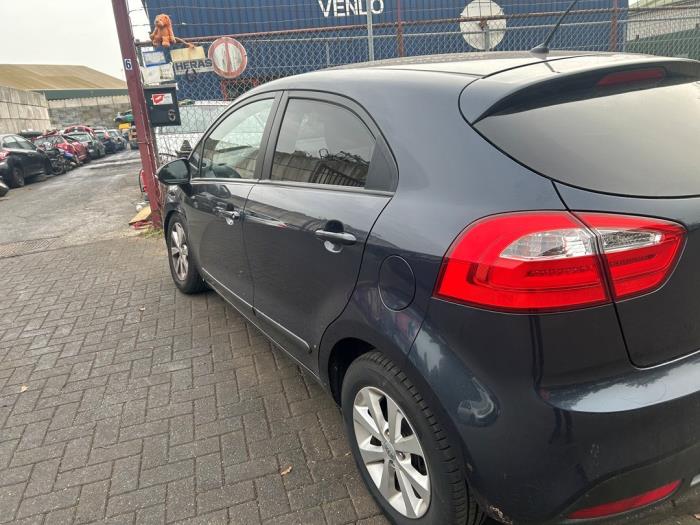 Kia Rio III 1.2 CVVT 16V Sloopvoertuig (2012, Blauw)