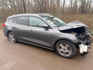Ford Focus 4 Wagon 1.0 Ti-VCT EcoBoost 12V 100  (Sloop)
