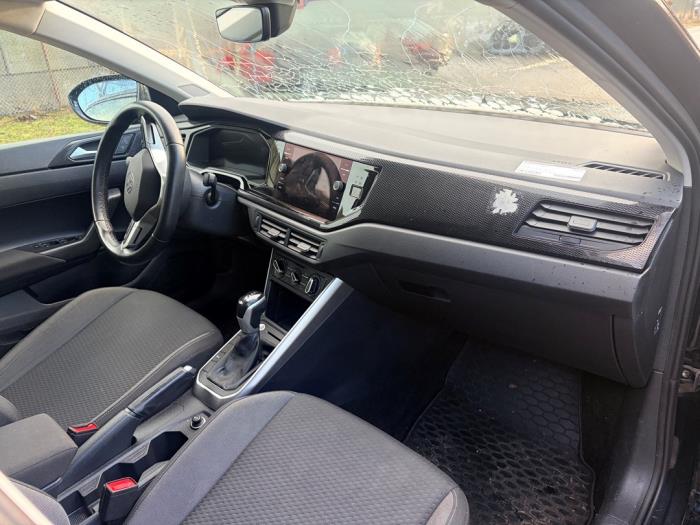 Volkswagen Taigo 1.0 TSI 110 12V Sloopvoertuig (2023, Zwart)