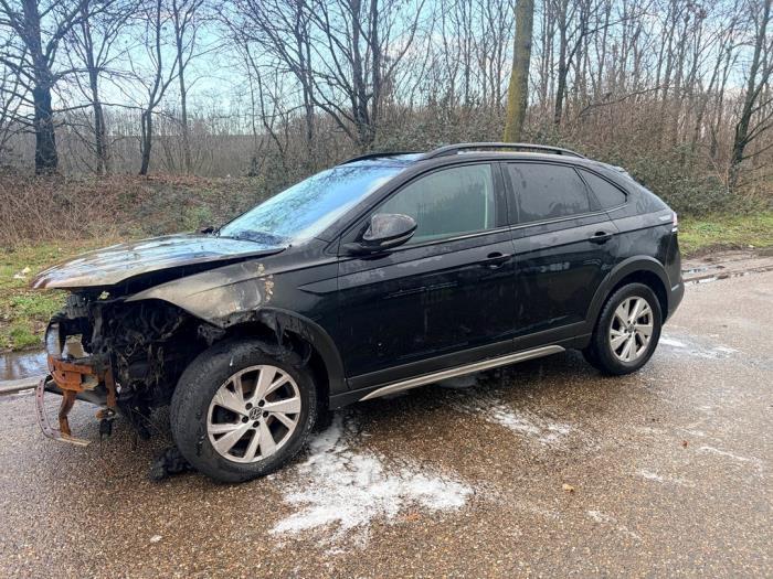 Volkswagen Taigo 1.0 TSI 110 12V Sloopvoertuig (2023, Zwart)