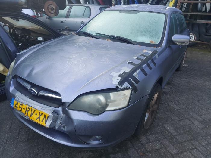 Subaru Legacy Touring Wagon 2.0 R 16V Sloopvoertuig (2005, Grijs)