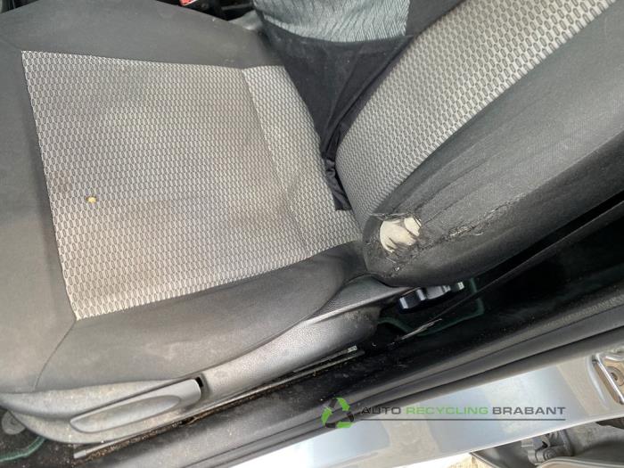 Volkswagen Polo V 1.2 TDI 12V BlueMotion Sloopvoertuig (2010, Grijs)