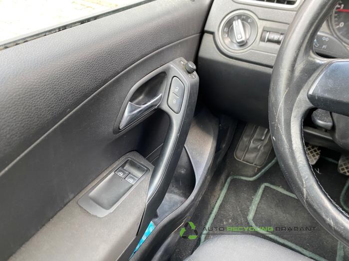 Volkswagen Polo V 1.2 TDI 12V BlueMotion Sloopvoertuig (2010, Grijs)