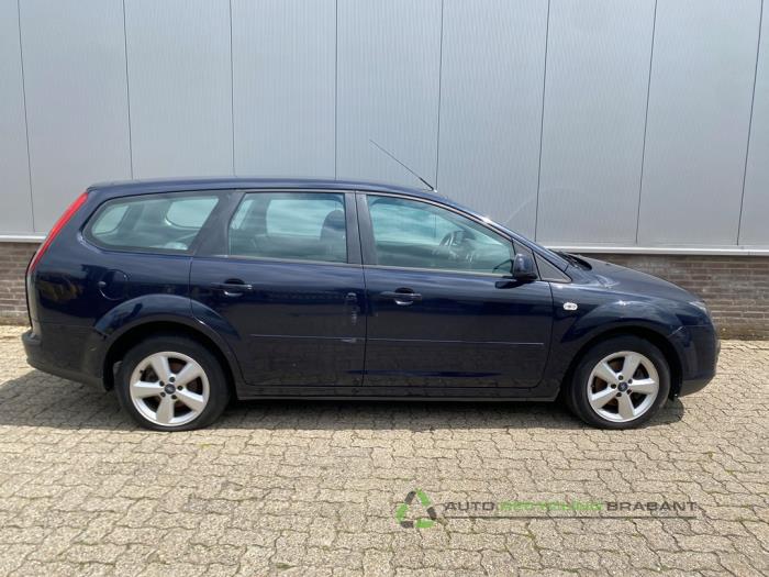 Ford Focus 2 Wagon 1.8 16V Sloopvoertuig (2007, Blauw)