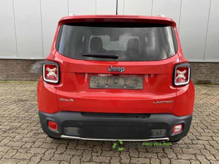Jeep Renegade 1.4 Multi Air 16V 4x4 Sloopvoertuig (2015, Rood)
