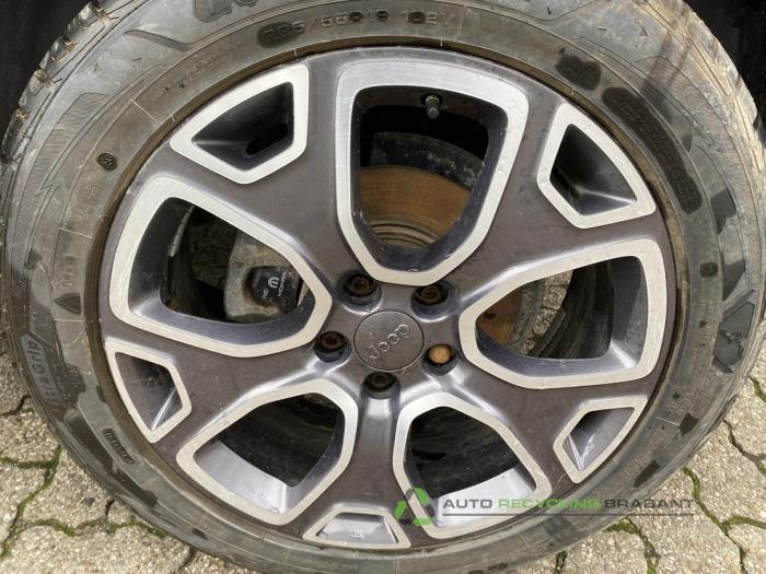 Jeep Renegade 1.4 Multi Air 16V 4x4 Sloopvoertuig (2015, Rood)