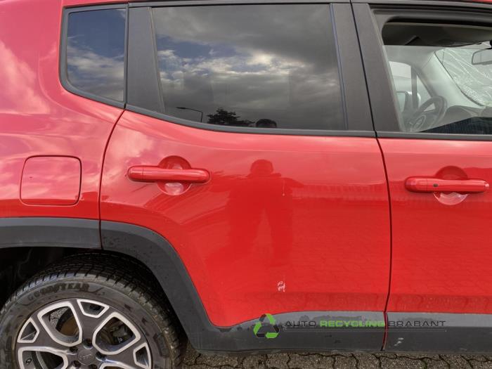 Jeep Renegade 1.4 Multi Air 16V 4x4 Sloopvoertuig (2015, Rood)