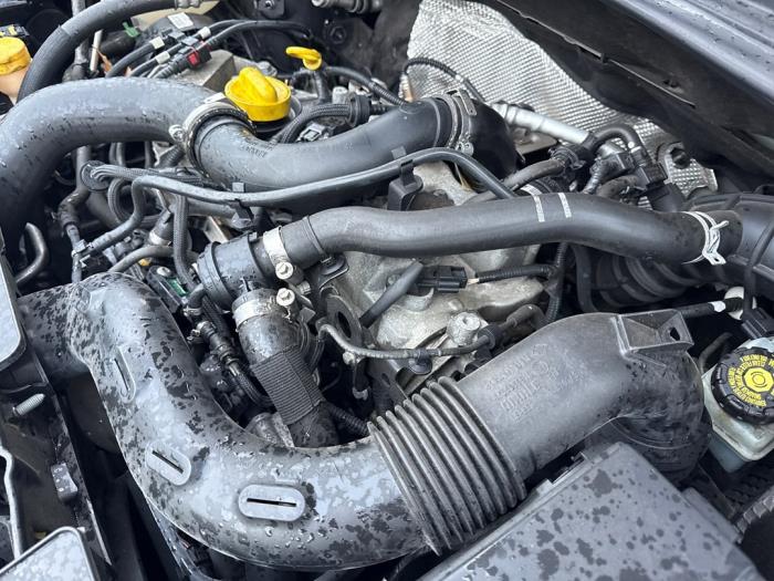 Renault Clio IV 0.9 Energy TCE 90 12V Sloopvoertuig (2013, Metallic, Zwart)