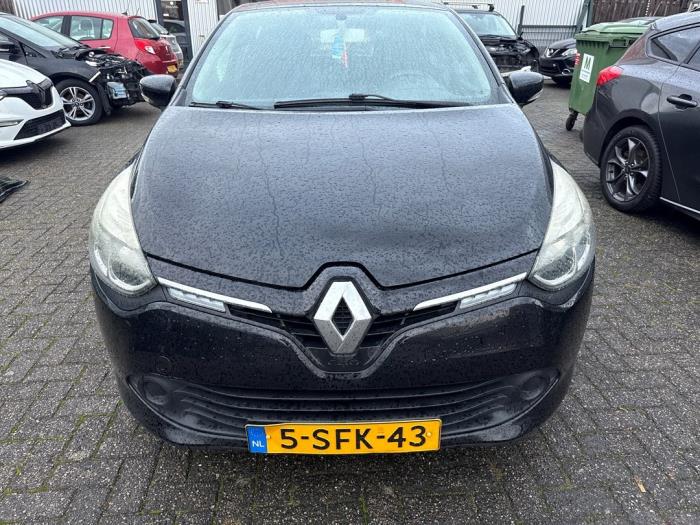 Renault Clio IV 0.9 Energy TCE 90 12V Sloopvoertuig (2013, Metallic, Zwart)